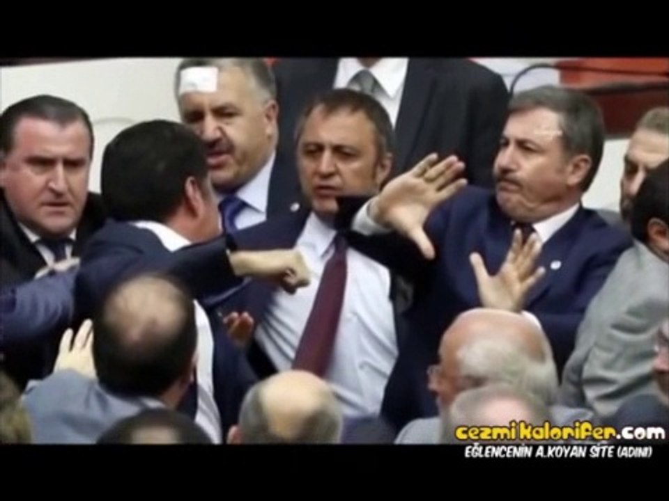 Boks Spikeri Bilgehan Demir'in Anlatımıyla Meclis Kavgası