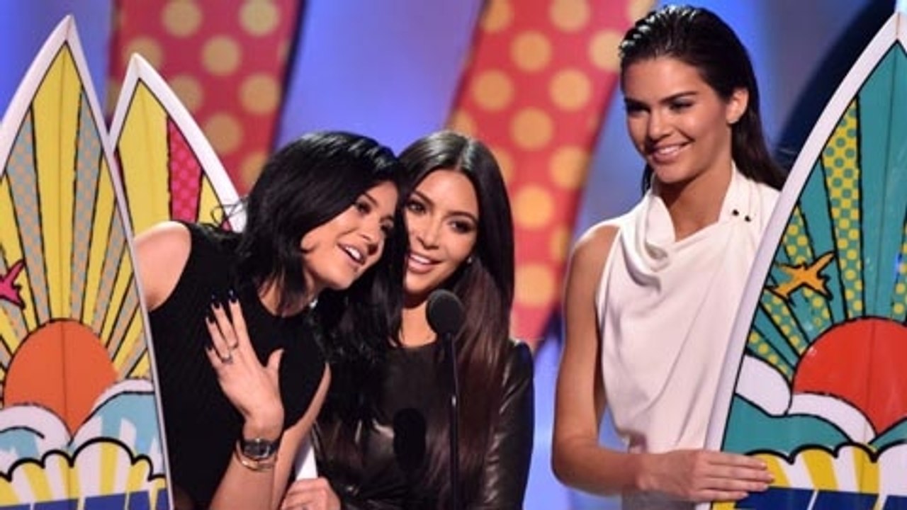 The Kardashians Ruled At The 2014 Teen Choice Awards Kim Kardashian, Kendall & Kylie Jenner