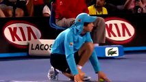 Tenis maçında top toplayıcı çocuğun harika refleksi
