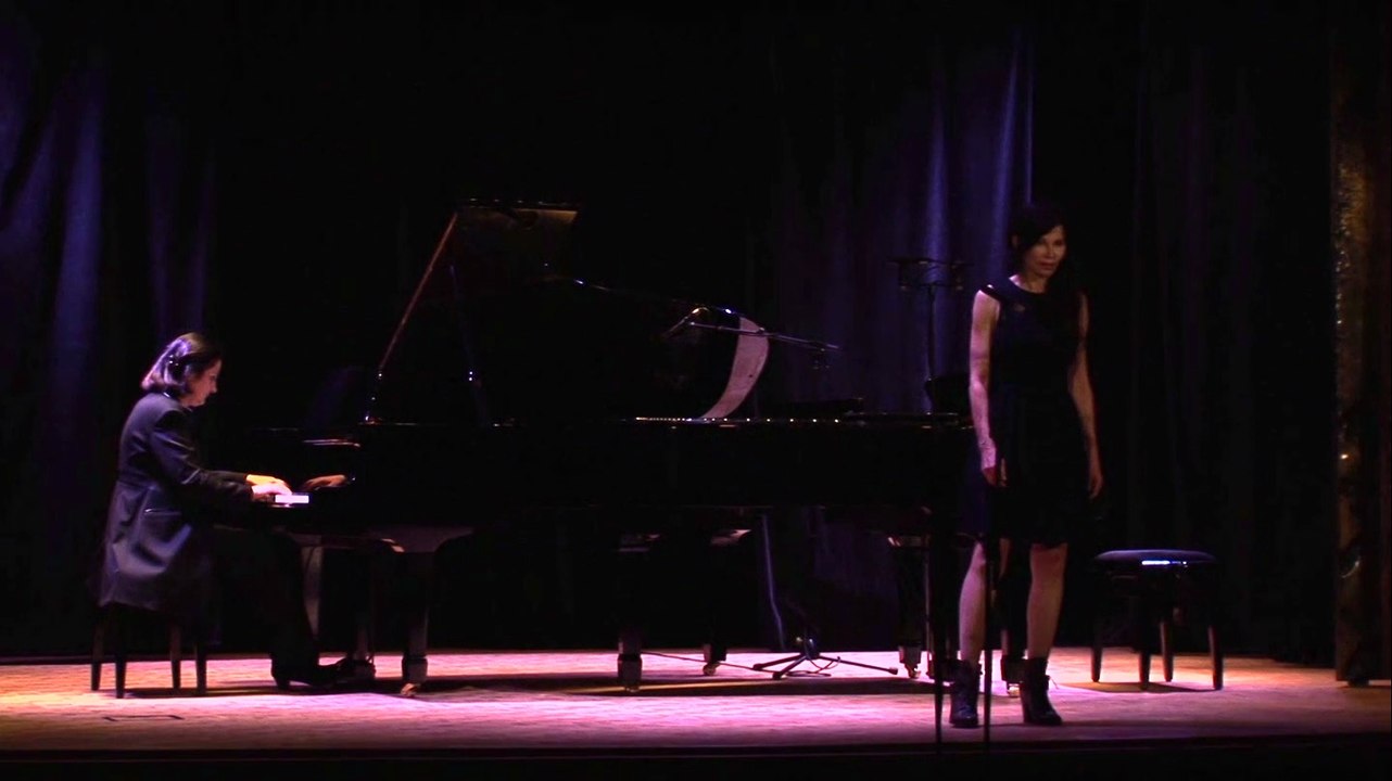 Isabelle STELLA et ses élèves en concert, à paris, mairie du 9ème, autour de 2 pianos