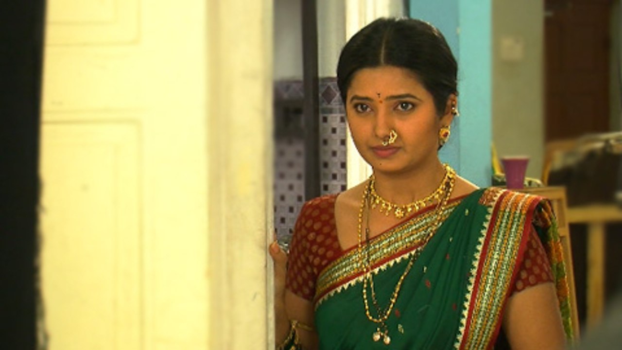 Meghana's First 'Mangala Gaur' - Prajakta Mali...