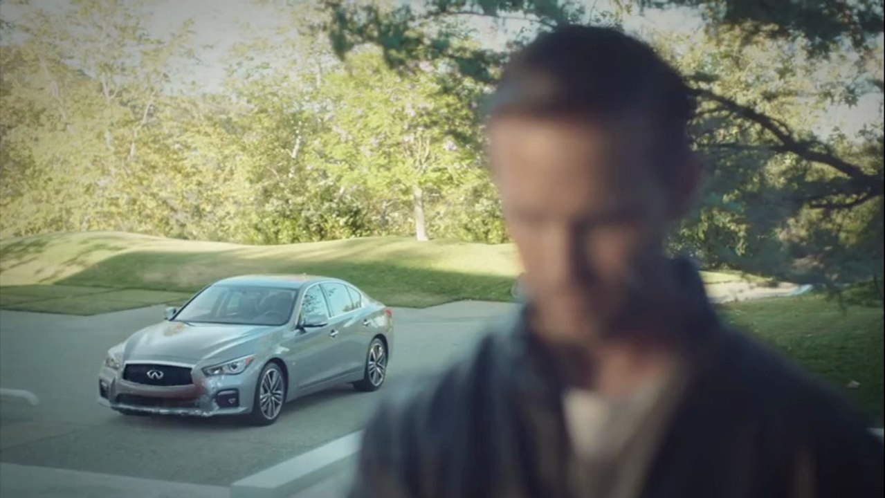 Vidéo : l'Infiniti Q50 se transforme en Eau Rouge !