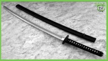 Mevzuya Samuray Kılıcıyla Gelen Adam