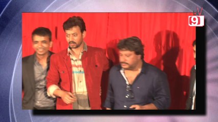 Shahrukh Khan Launches Ekkees Toppon Ki Salaami Trailer