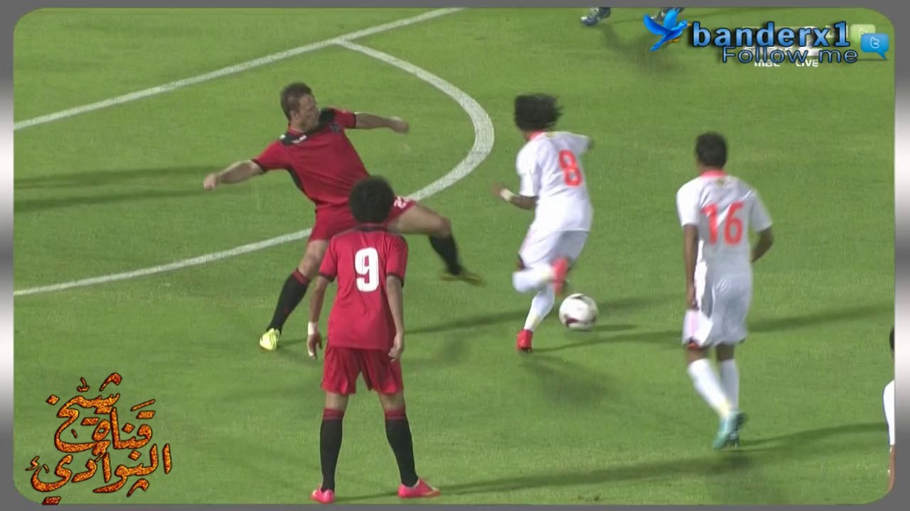 مهارة عالية من الصليهم في مباراة الشباب و الرياض 2-0 كاس ولي العهد 2014