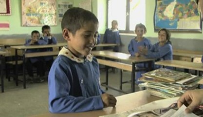 İki Dil Bir Bavul  - Fragman