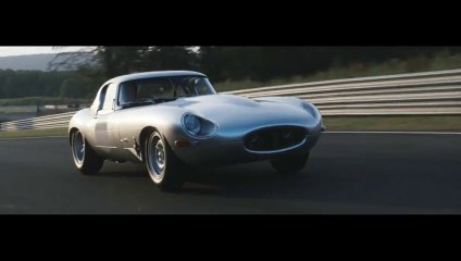 Jaguar E Type revue par "Special Operations"