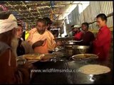 Pilgrims having food at community kitchen - Amarnath yatra