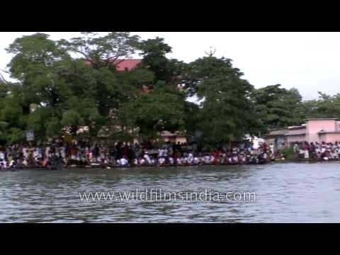 People throng Pamba river to witness Champakulam boat race - Kerala