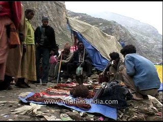 Makeshift stalls along the trek to Amarnath shrine