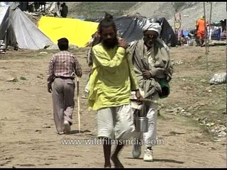 Devotees get ready to leave for Amarnath