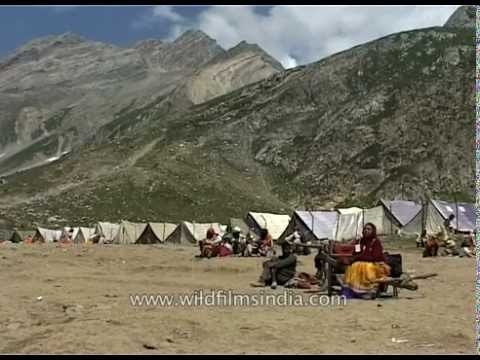Pilgrims outside their tents en route Amarnath
