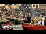 Foreigners undertake macabre 'cremation tourism' in Varanasi