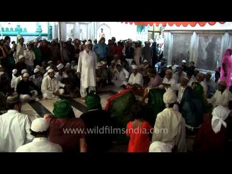 Qawwali at Hazrat Nizamuddin Dargah