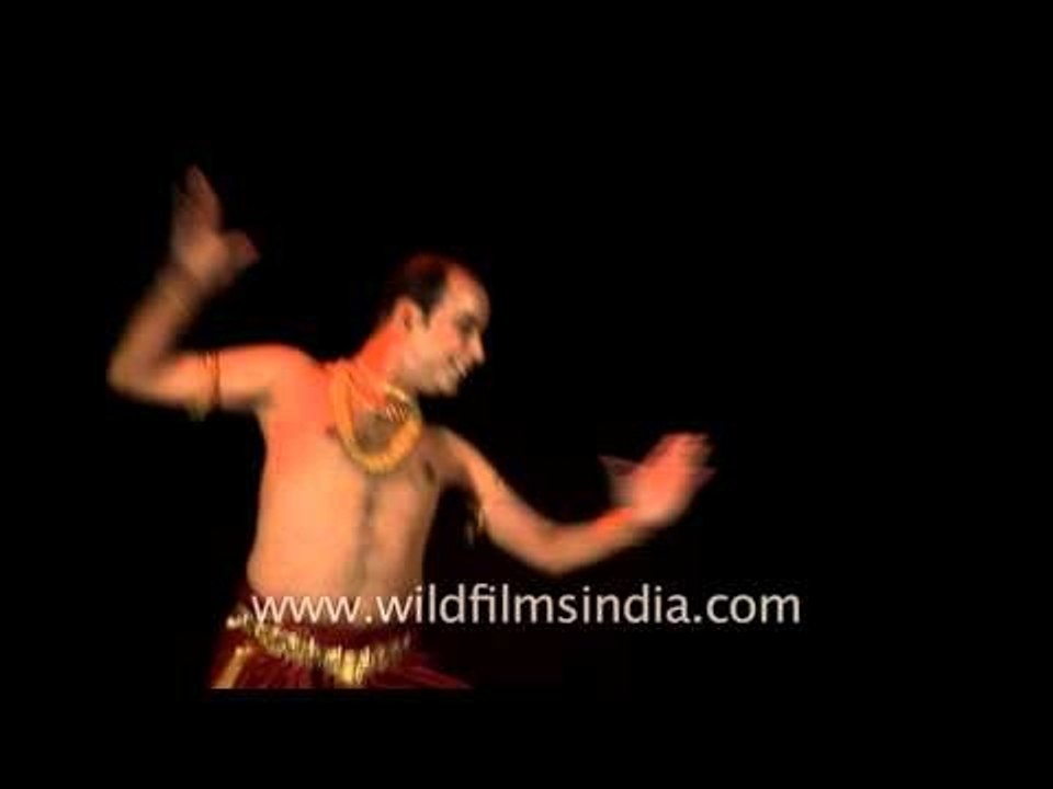 Male Bharat Natyam performer