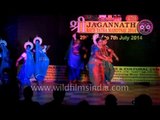 Odissi dance performance by Srivastava and her disciples