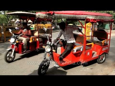 Electric rickshaws on the roads of Delhi