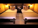 Kings Lodge: room with double beds