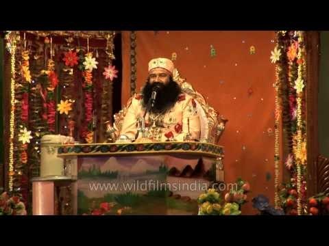 Guru Rahim Singh Ji delivering speech