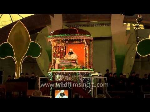 Saint Gurmeet Ram Ji delivering speech on his birth anniversary