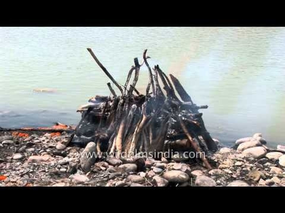 Hindu cremation service - Haridwar