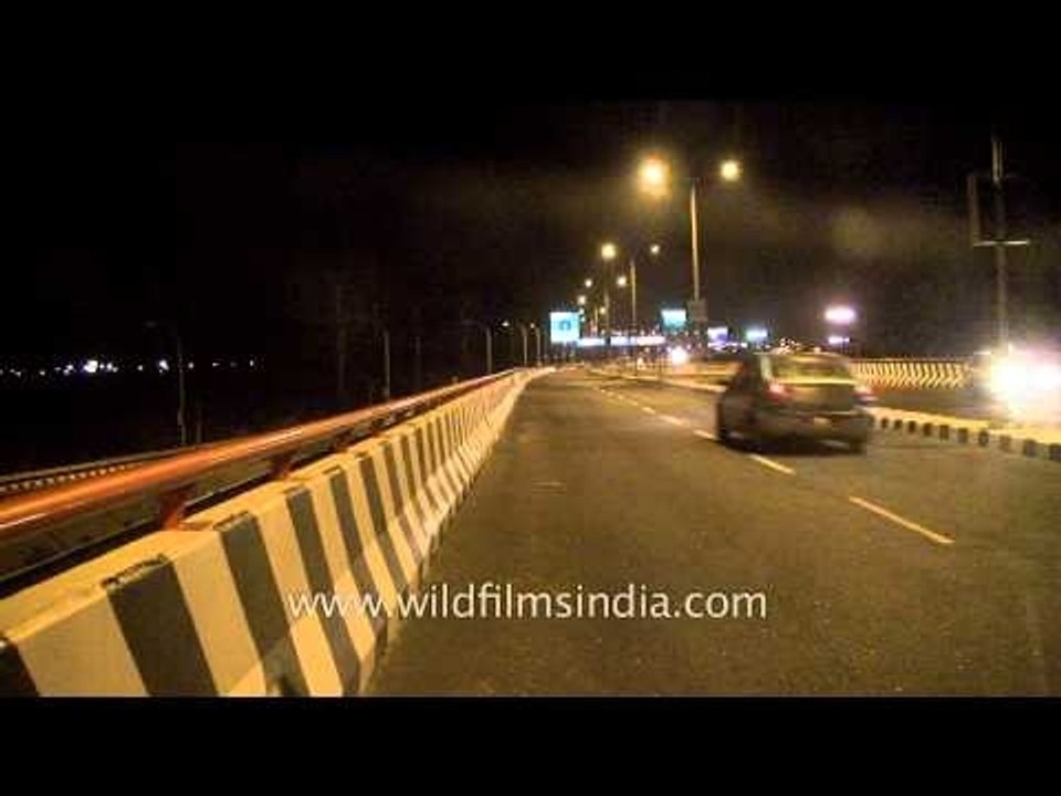 Delhi road at night