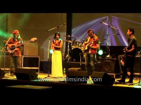 Rahul Ram along with Purple Fusion sings 'Ruk ja re bande'