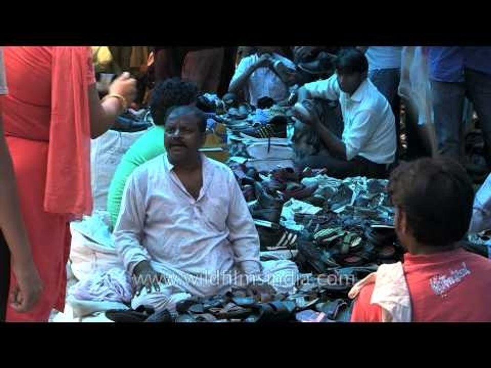 Shoes selling like hot cakes: Daryaganj, Delhi