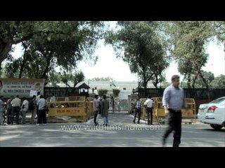 Congress office on Akbar Road saw just a few visitors