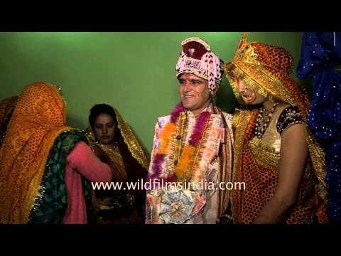 Relatives welcoming the groom and bride : Kumaoni wedding