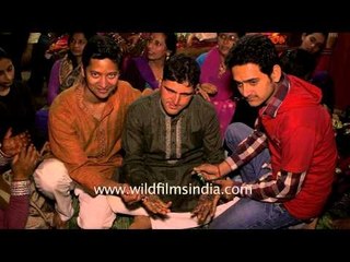 Mehendi ceremony at Kumaoni wedding