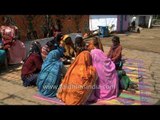 Kumaoni women making 'Suwal Pathai' : Kumaoni wedding