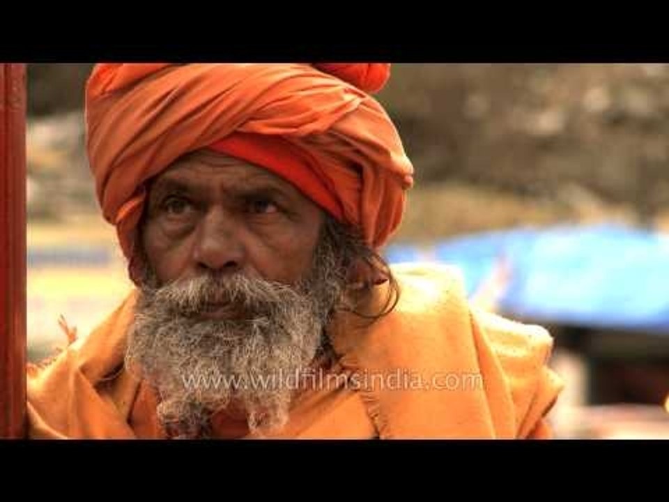 Collection of Sadhus at Badrinath Temple