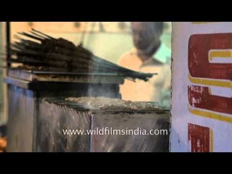 Lively kebab eatery in the heart of the Delhi city