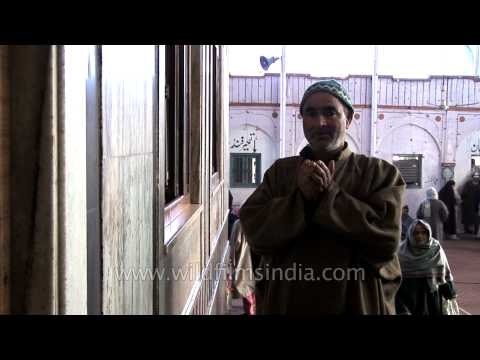The Dargah of Makhdoom Sahib, Srinagar