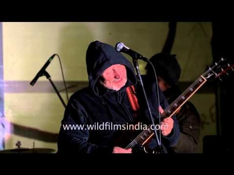 The Bootleg Browns performing with Pete Wildman