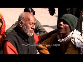 Indian roadside dentist in the streets of Varanasi