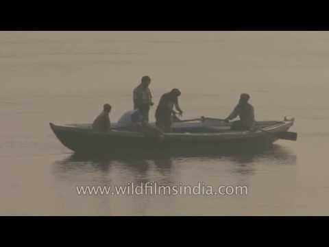 Rowing boat on the river Ganges - Varanasi