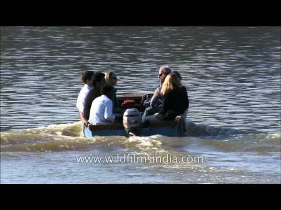 Joy ride on Denwa River, Satpura - Madhya Pradesh