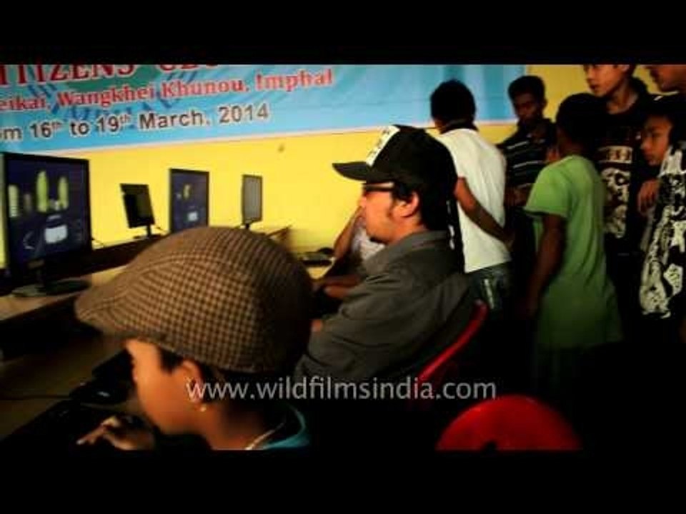 Hi-tech computer car race in Yaoshang! No limit to entertainment sports