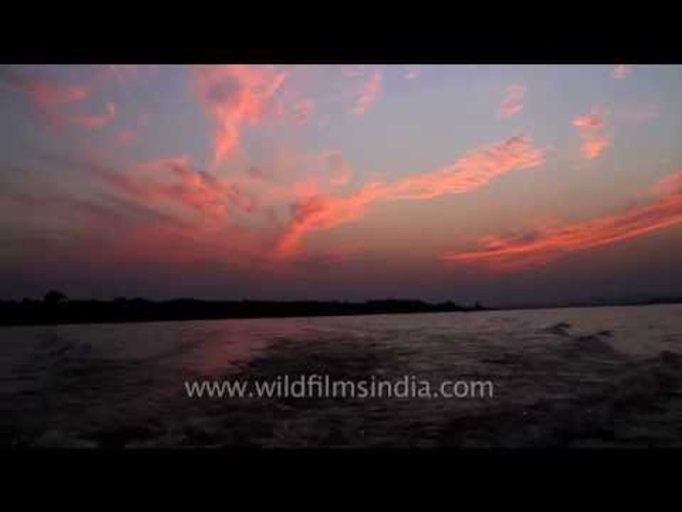 Reddish sunset sky in Satpura National Park, Madhya Pradesh
