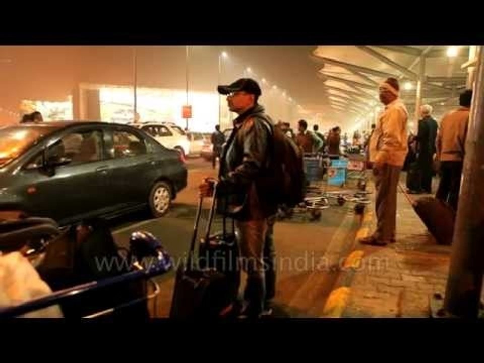 Traffic Madness at Delhi Airport Arrivals