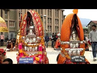 Devotees gathered at Paddal ground with the palaquin for the procession