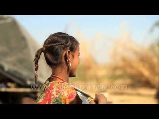 Cute girl living the rural life in Jaisalmer, Rajasthan