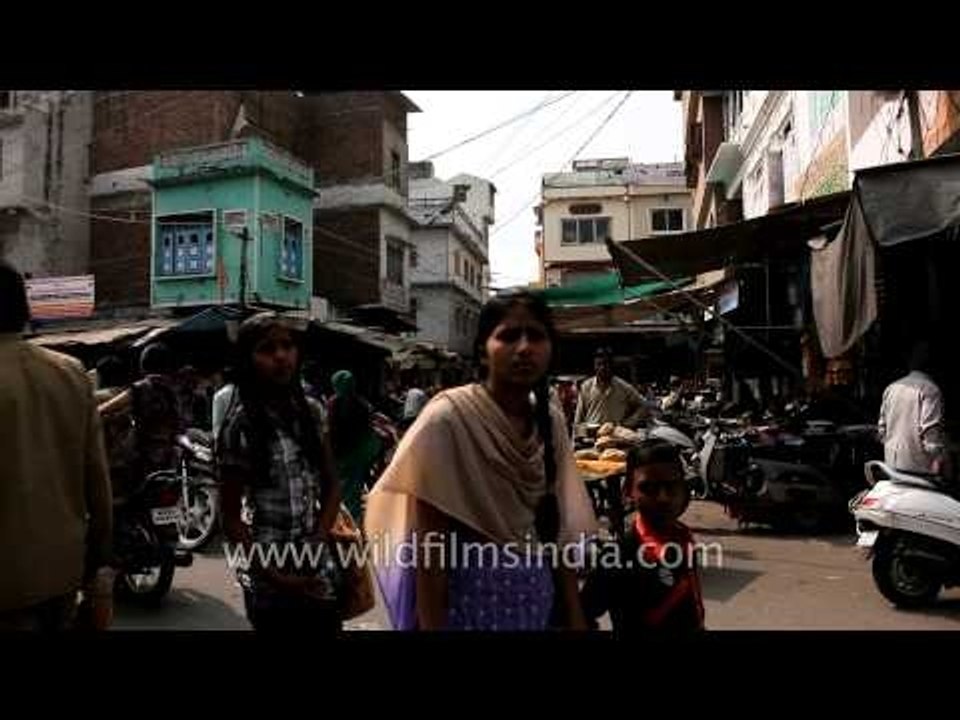 Spectrum of human activity going on in the streets of Udaipur