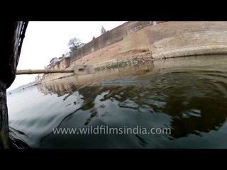 Boatride through Chet Singh Ghat in Varanasi