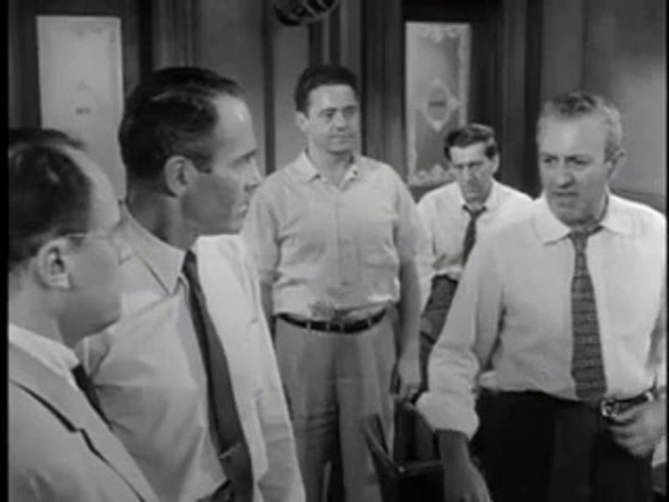 12 Kızgın Adam   - Fragman