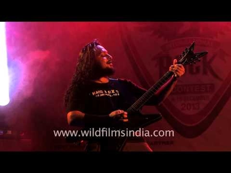 Rocking performance by Kratika from Zero Gravity, Indore