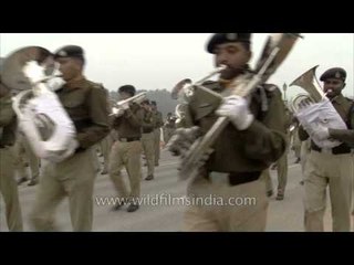 Indian soldiers practicing in full gear for R-Day