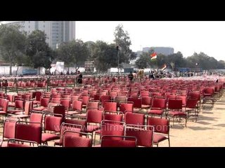 Ramleela Maidan sees action as Kejriwal takes oath